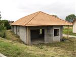 Monost vbru ze dvou RD v lokalit Mnn cca 10 min jzdy od Brna, v dosahu IDS.  
1, RD hrub stavba, zastavn plocha 100 m2, zahrada 320 m2, bez gare. Cena 1 800 000. 
2, RD hrub stavba, zastavn plocha 130 m2, zahrada 380 m2, s gara. Cena 2 200 000. 
Pozemek je v rovi ...