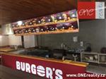 Nabzme k pronjmu restauraci v obci Bleno u Hradce Krlov. Po dohod by bylo mon vyut nebytov prostory i k jinm elm. Parkovit k restauraci je hned u hlavn silnice na Vamberk (.I/11). Ped rokem dolo k rekonstrukci vnitnch prostor restaurace, vetn kuchyn, to ...
