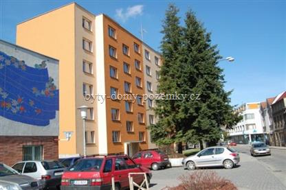 Byt 2+1+komora, zasklená lodžie v centru Litomyšle CP 62m2