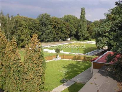 Prodej pozemku 18000 m2 v Teplicích