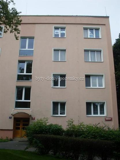 Pronjem bytu 2+1 Praha - Petiny