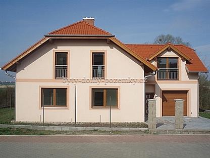 Prodej nadstandartního RD blízko Prahy