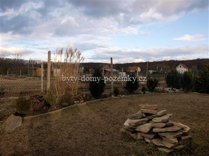 Prodej zahrada 574m2 + zděná chata Znojmo, Nesachleby