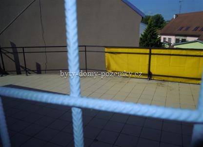 Prodej domu ke komernimu vyuit, Znojmo-Oblekovice