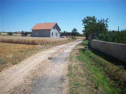 Prodej pozemku 2 313m2 Kuchařovice, okr. Znojmo